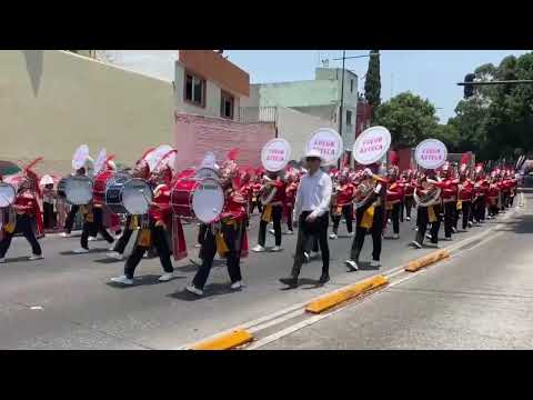Con desfile cívico-militar en el centro de México honran a héroes de la Batalla de Puebla